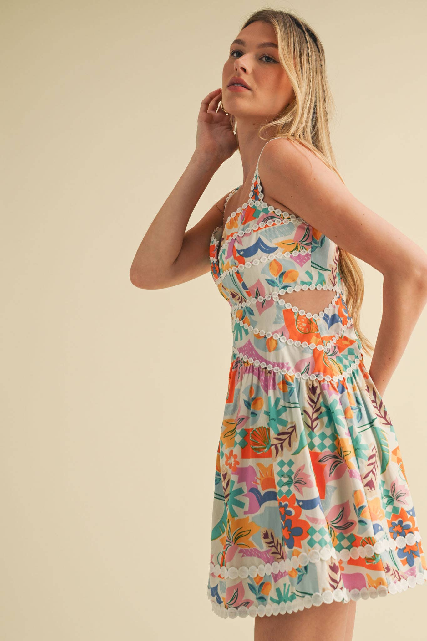 CUT OUT LACE TRIM DRESS