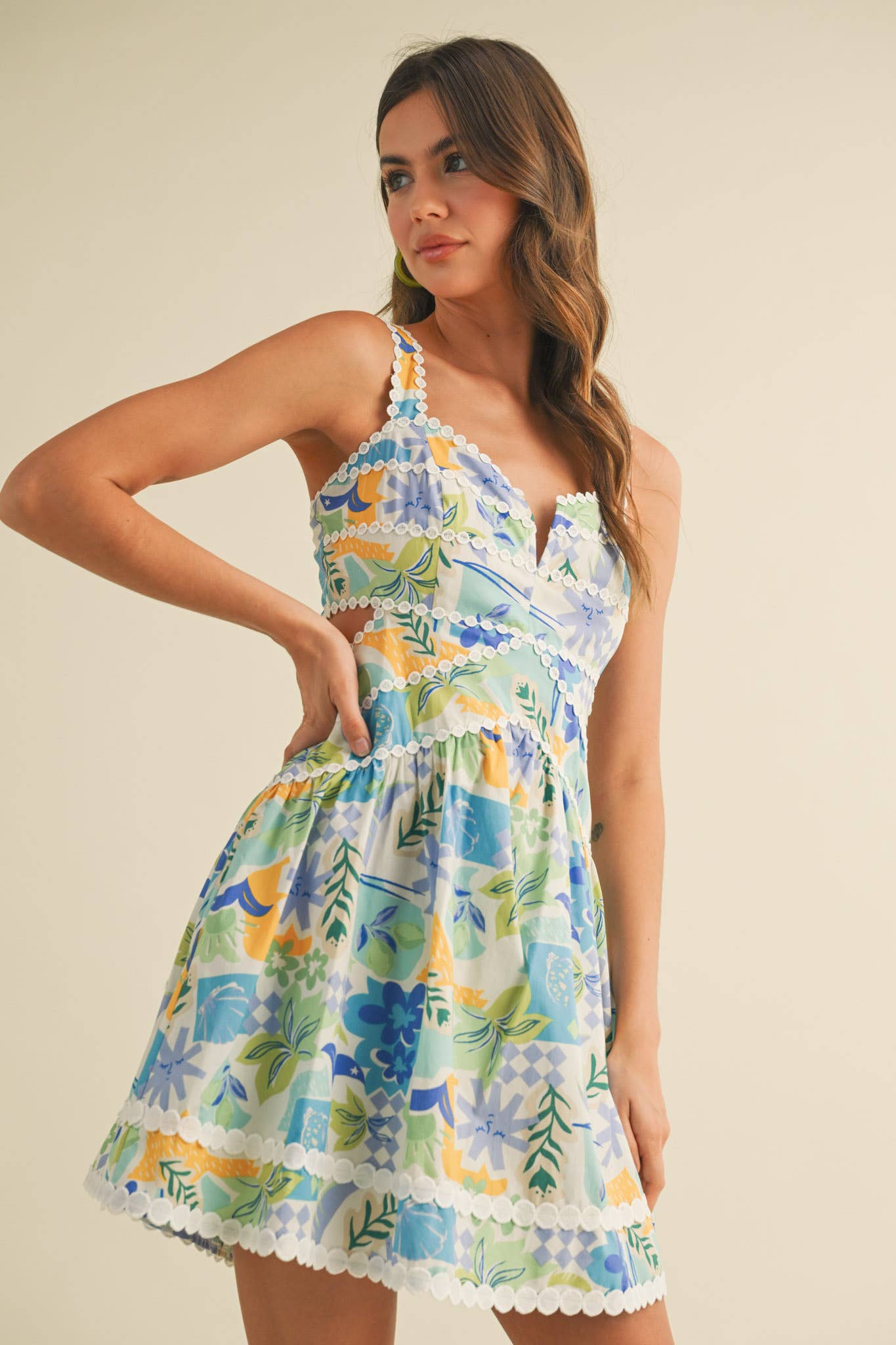 CUT OUT LACE TRIM DRESS