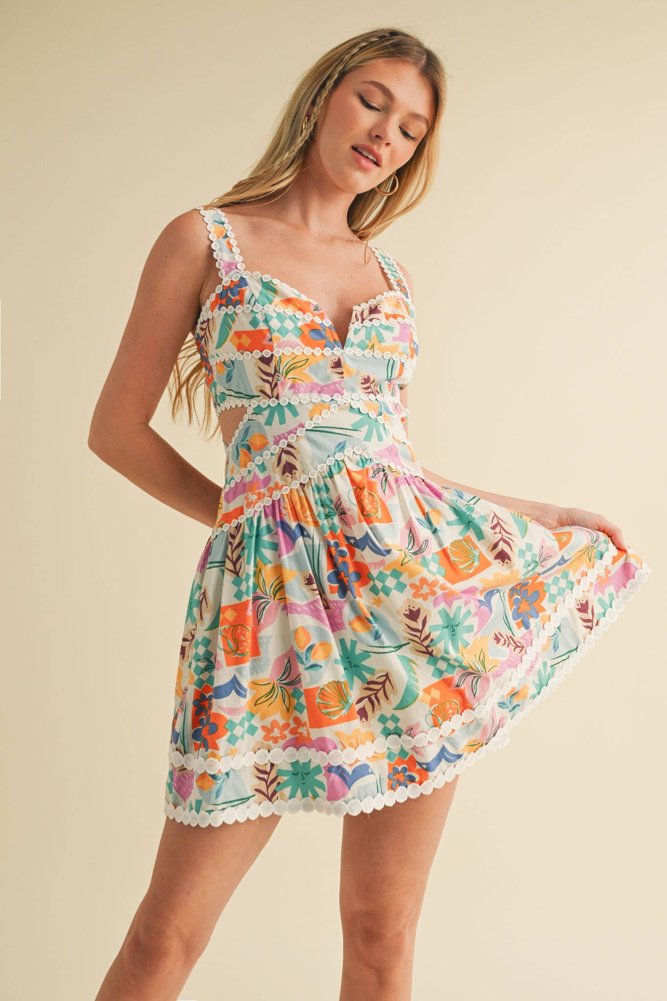 CUT OUT LACE TRIM DRESS