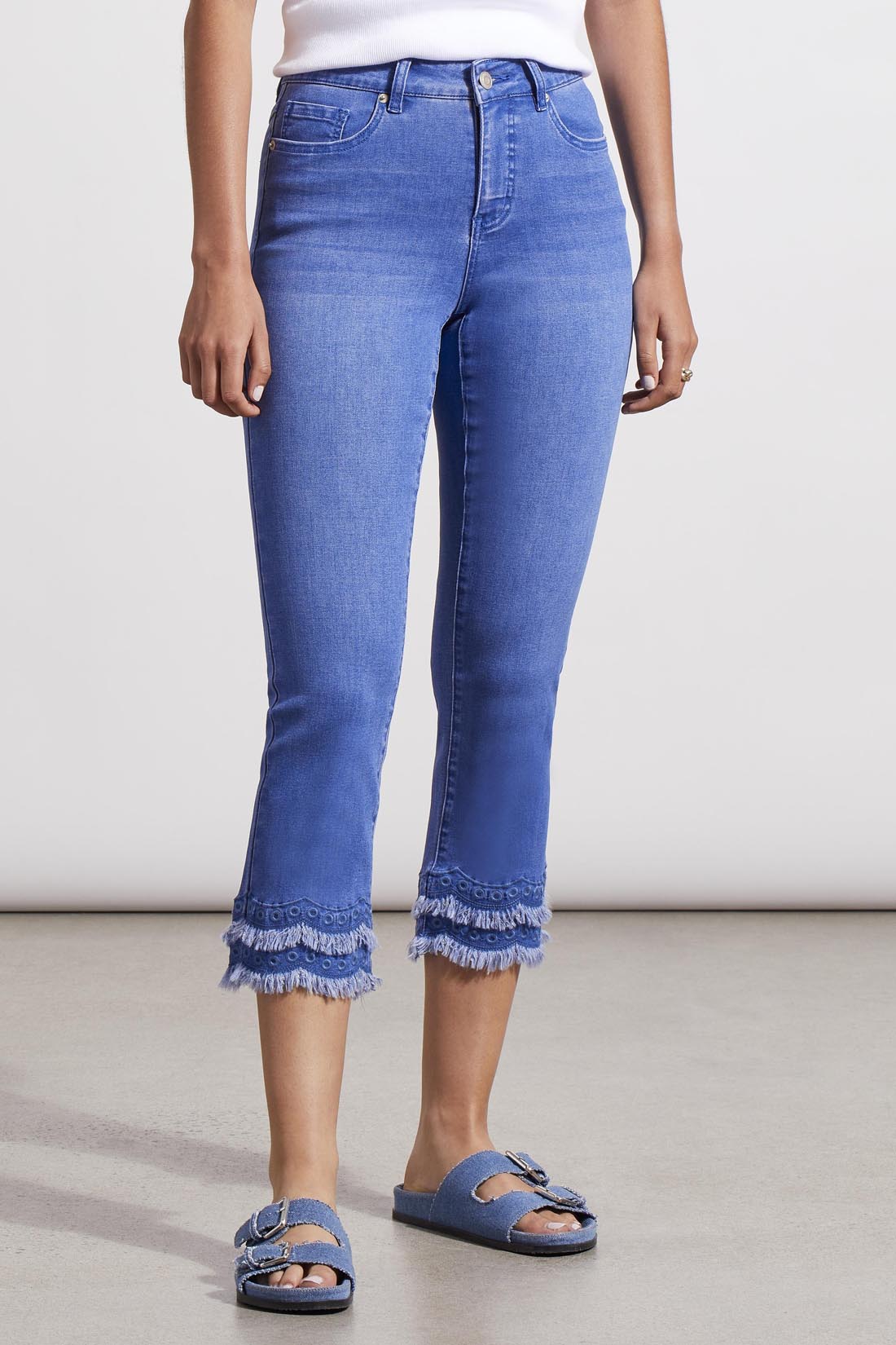 Audrey Hem Embroidered Straight Crop Jeans