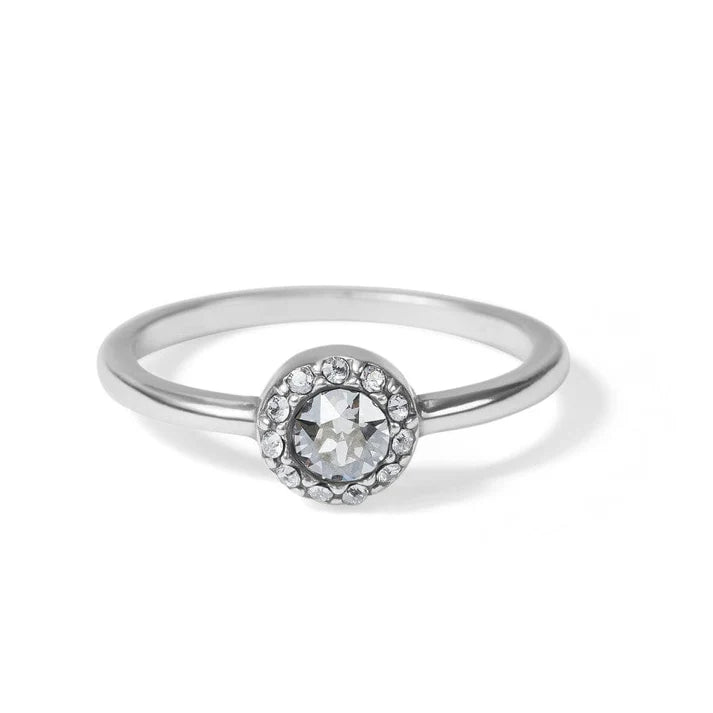 Illumina Solitaire Ring